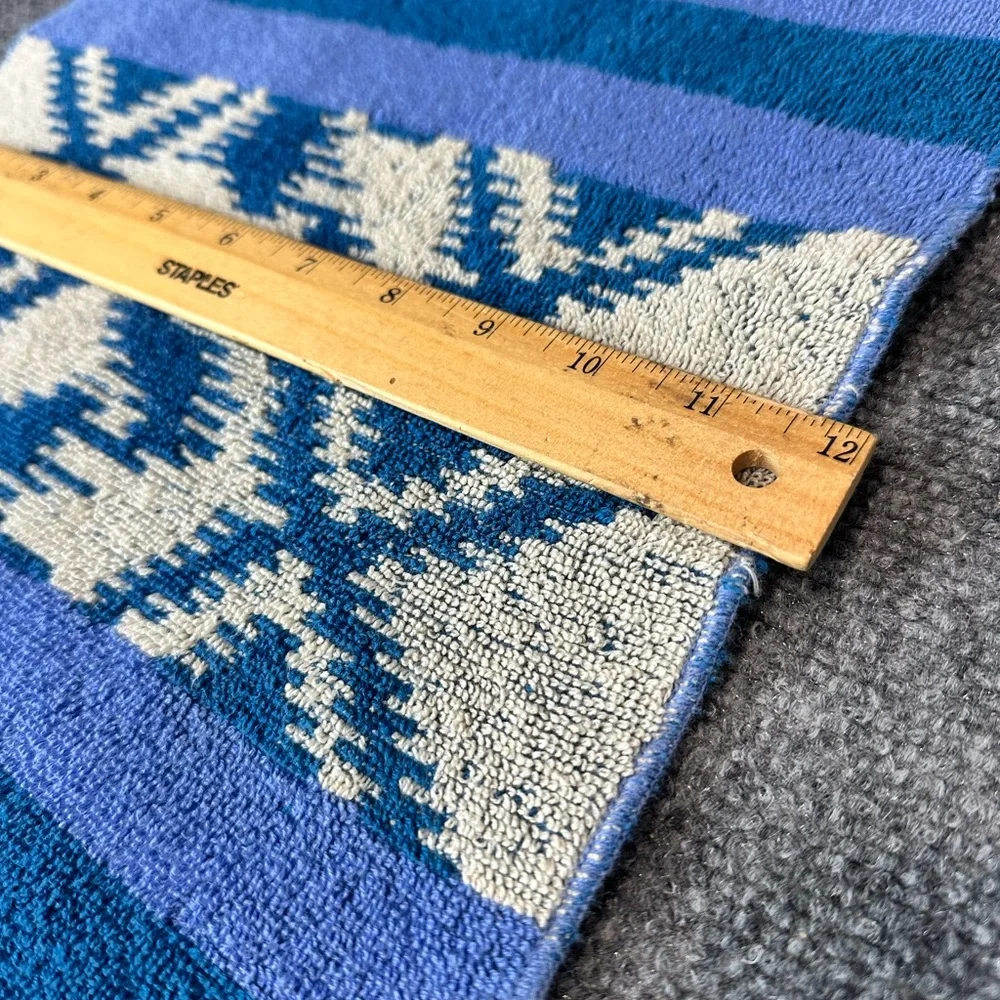 Vintage Fieldcrest wash cloth Smithsonian Institute design blue and white 12x12